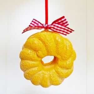 🍰 Crueller - Dessert Sweets Foam Ornament. Adorable!